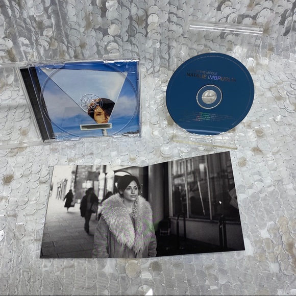 Natalie Imbruglia - Left of the Middle - Picture 10 of 11